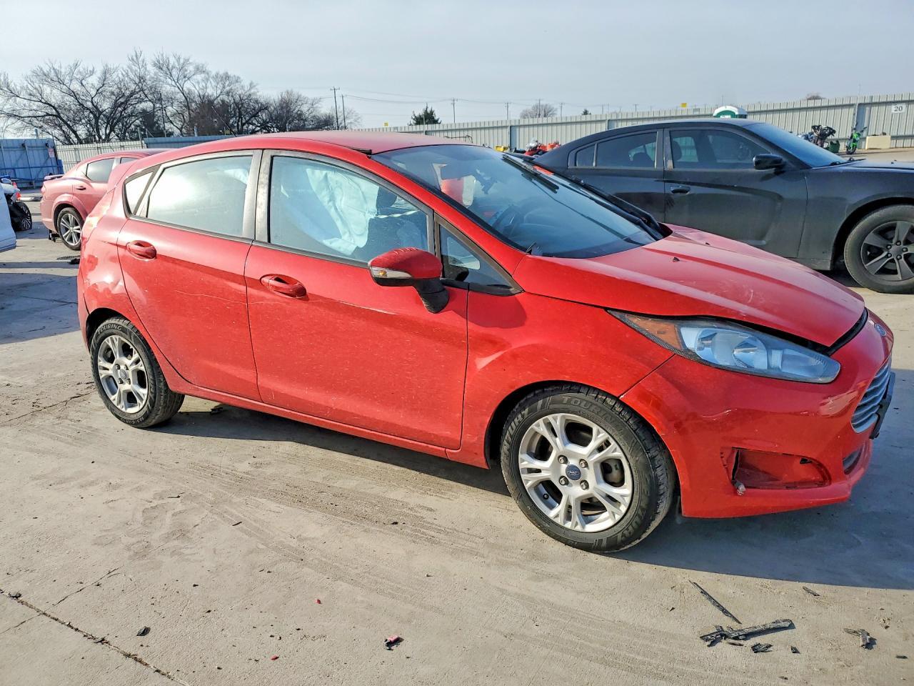 2015 FORD Fiesta