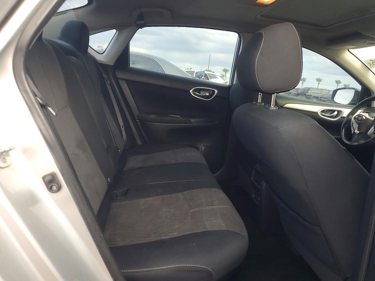 2015 NISSAN SENTRA