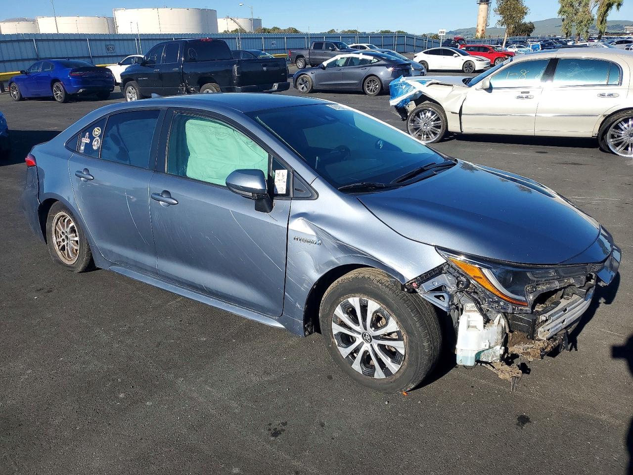 2021 TOYOTA COROLLA
