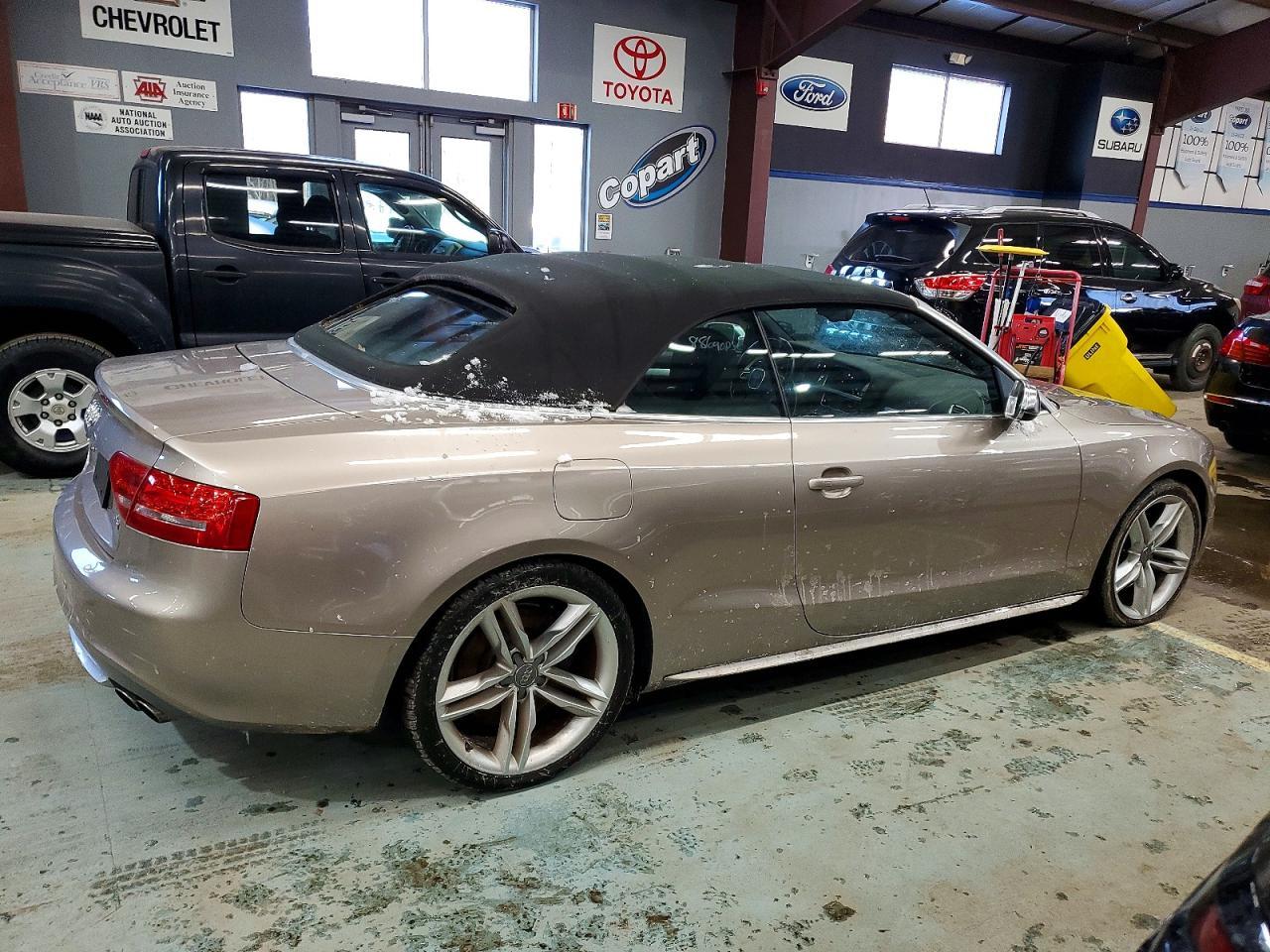 2010 AUDI S5