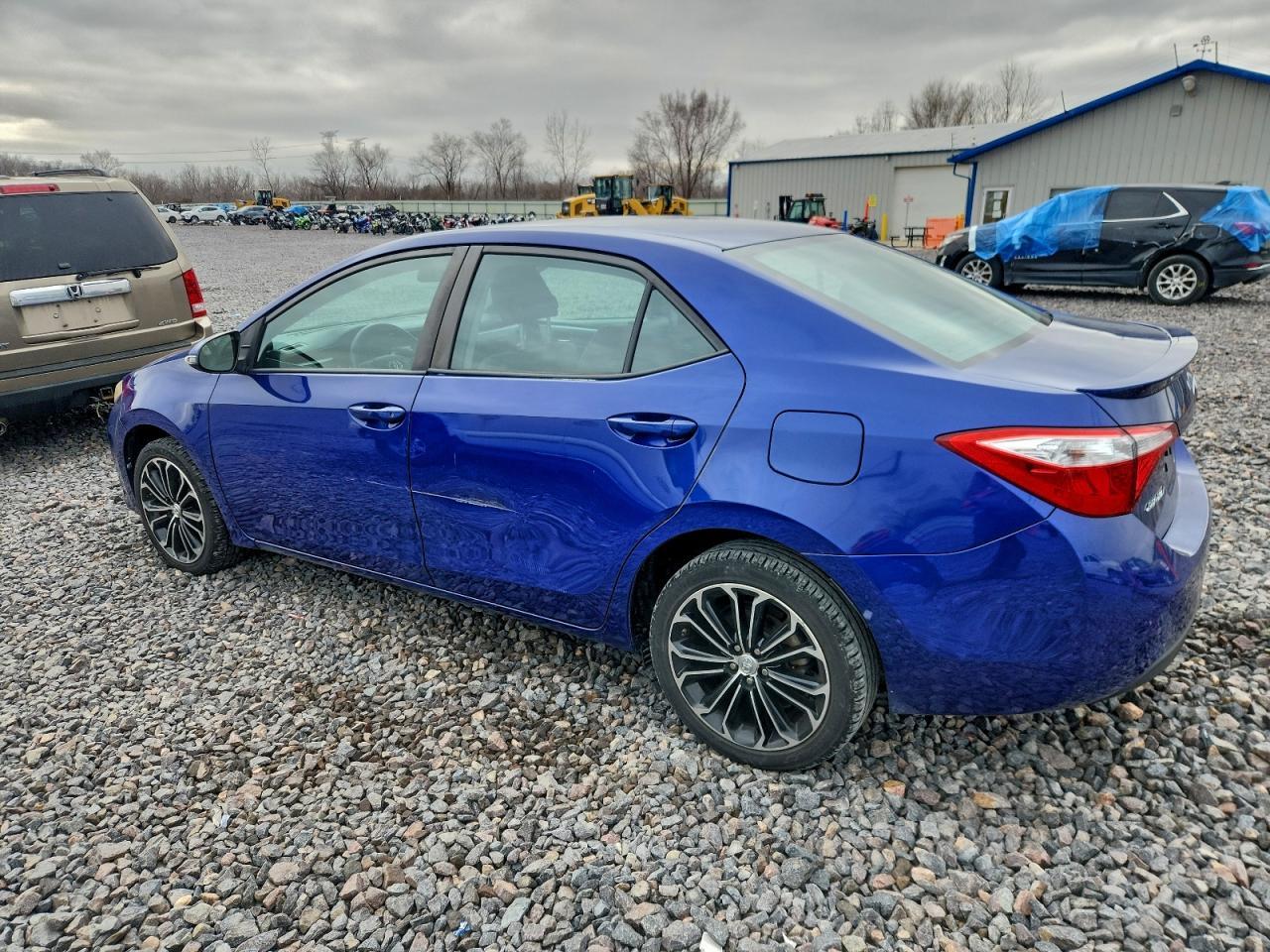 2016 TOYOTA COROLLA