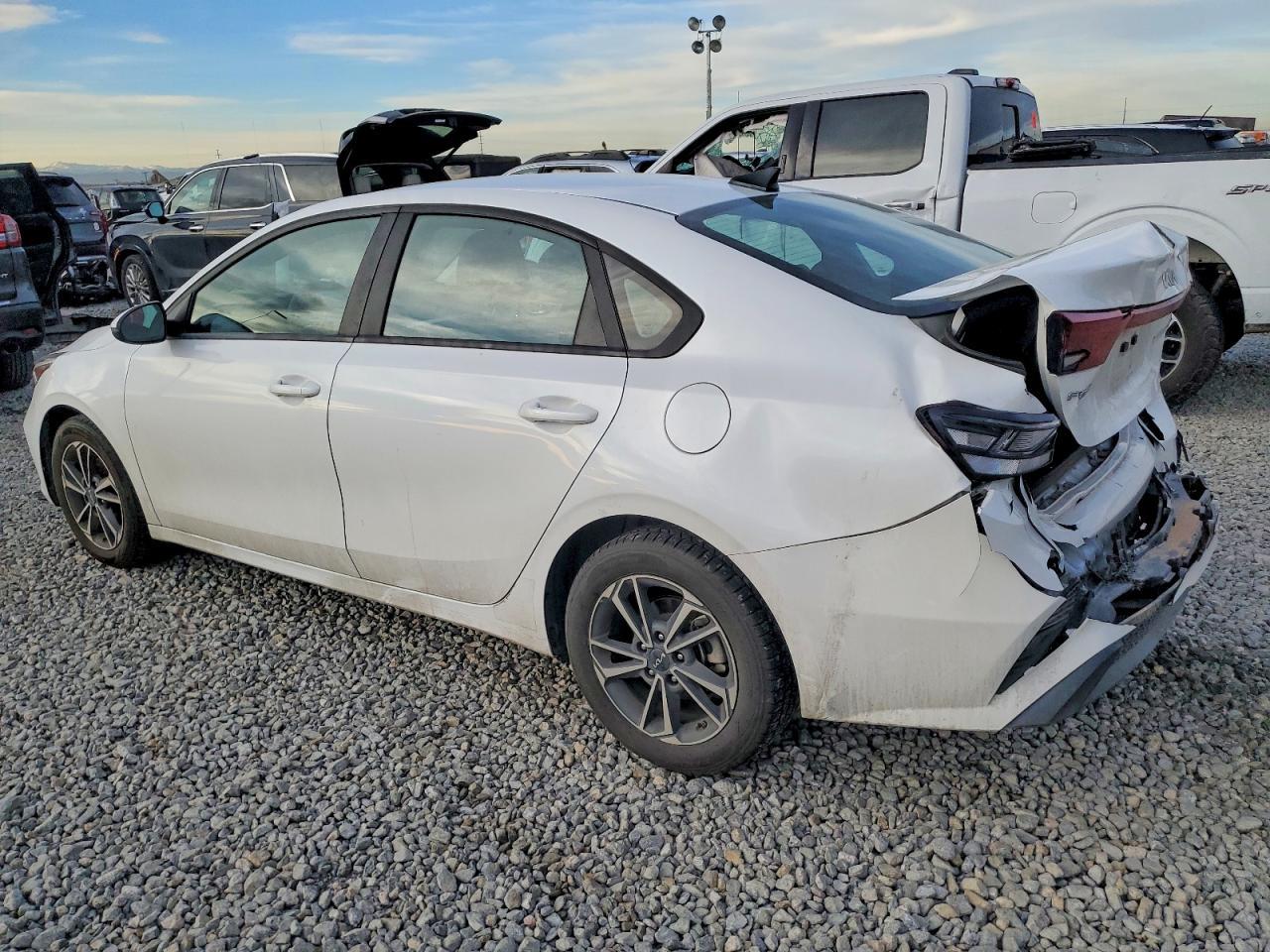 2023 KIA FORTE