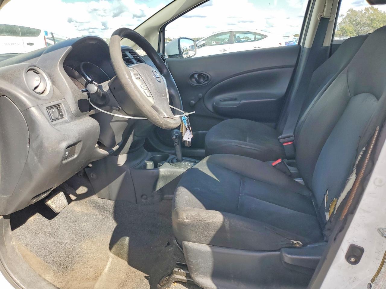 2016 NISSAN Versa Note