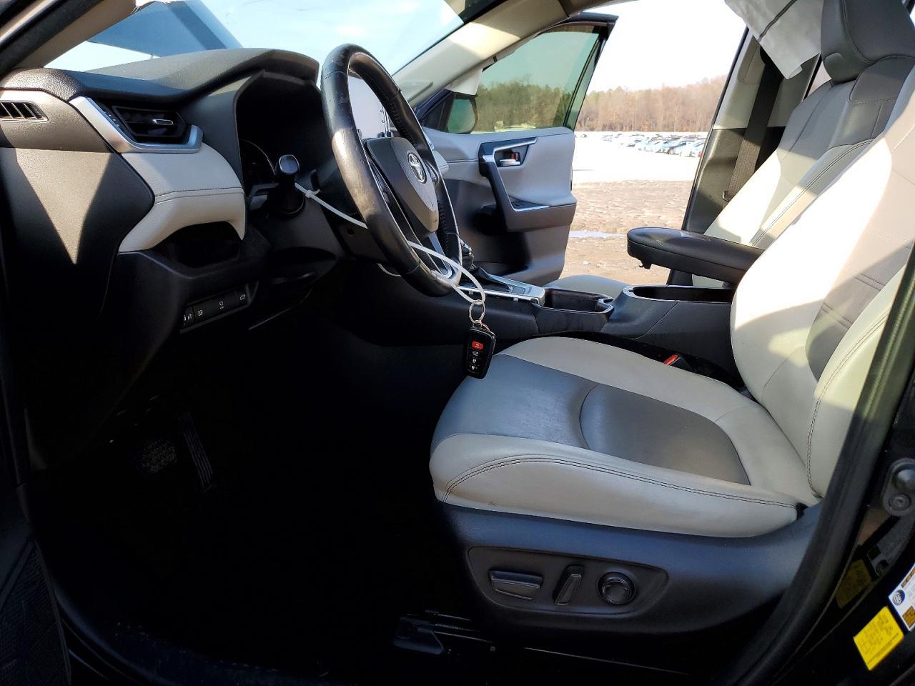 2019 TOYOTA RAV4