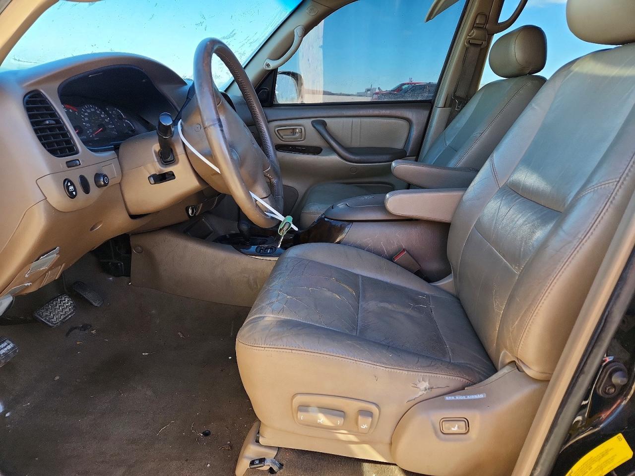 2002 TOYOTA Sequoia