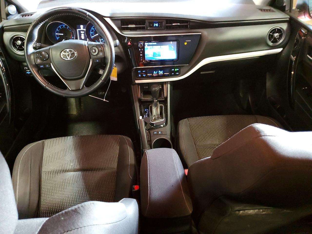 2017 TOYOTA COROLLA