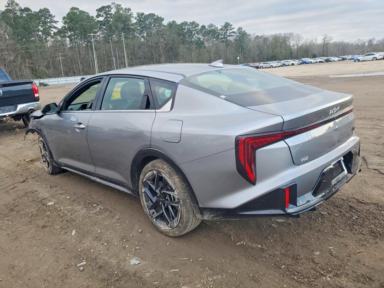2025 KIA K4