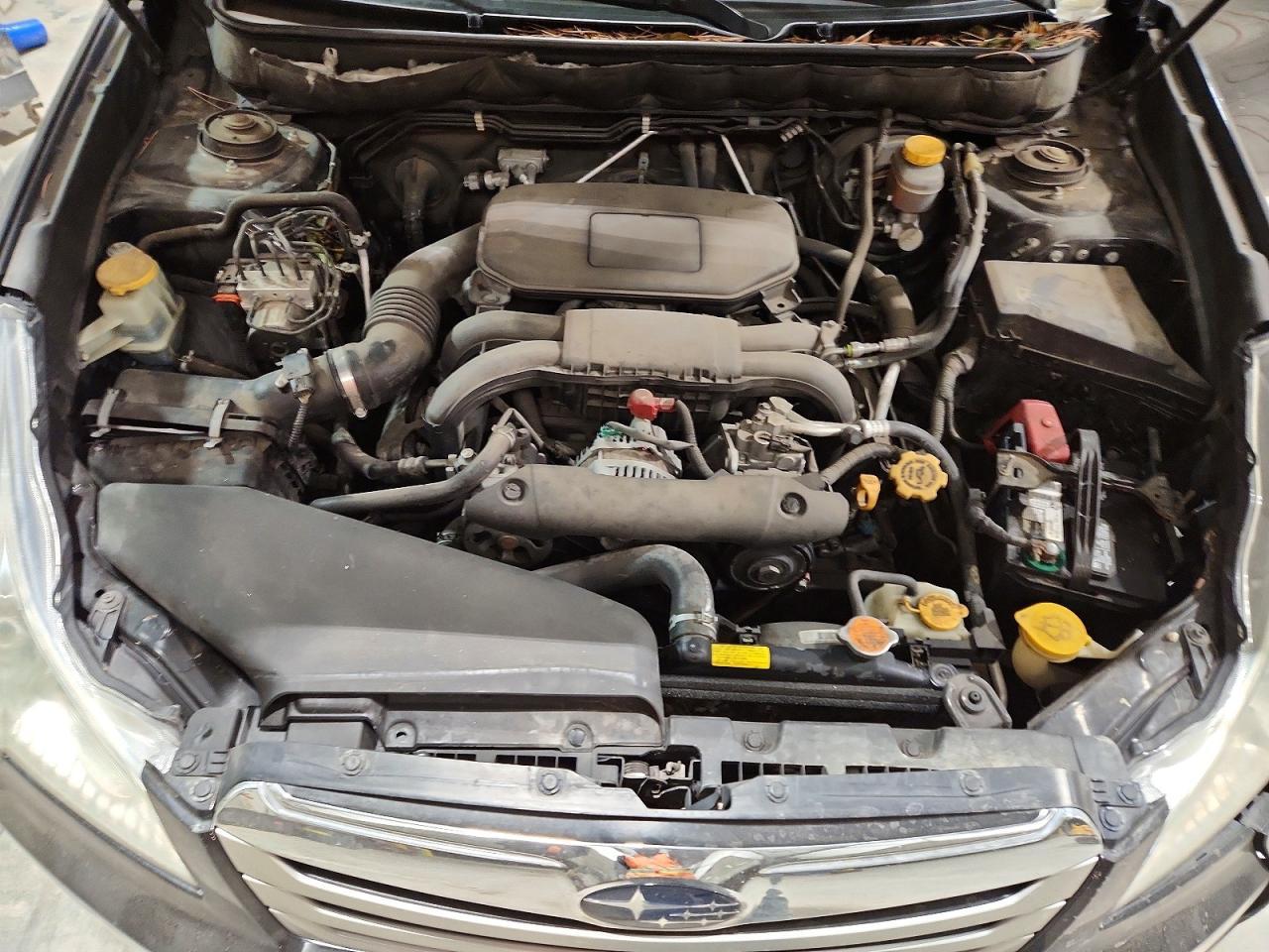 2010 SUBARU Outback