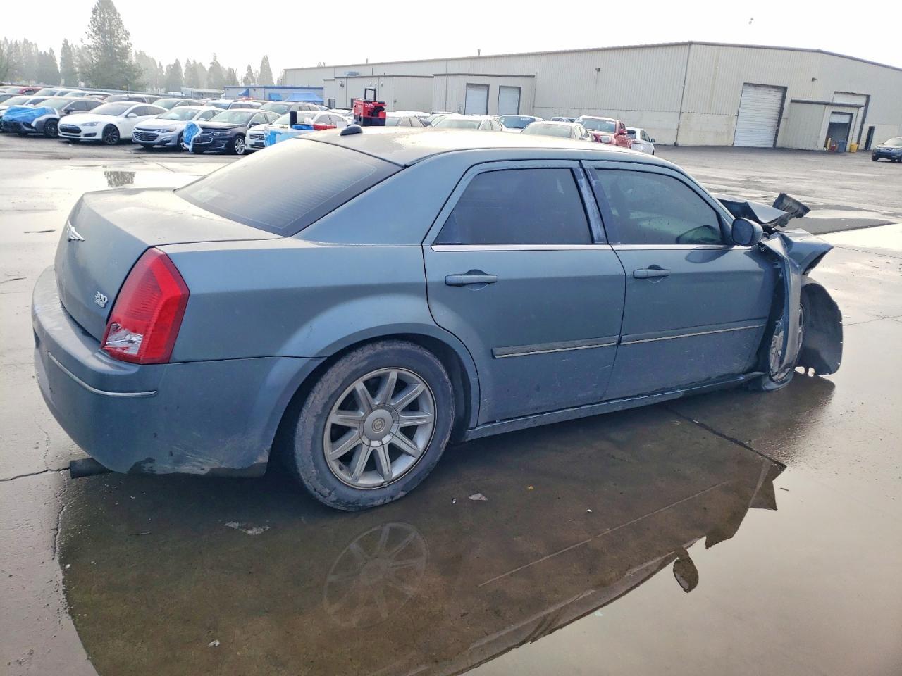 2005 CHRYSLER 300