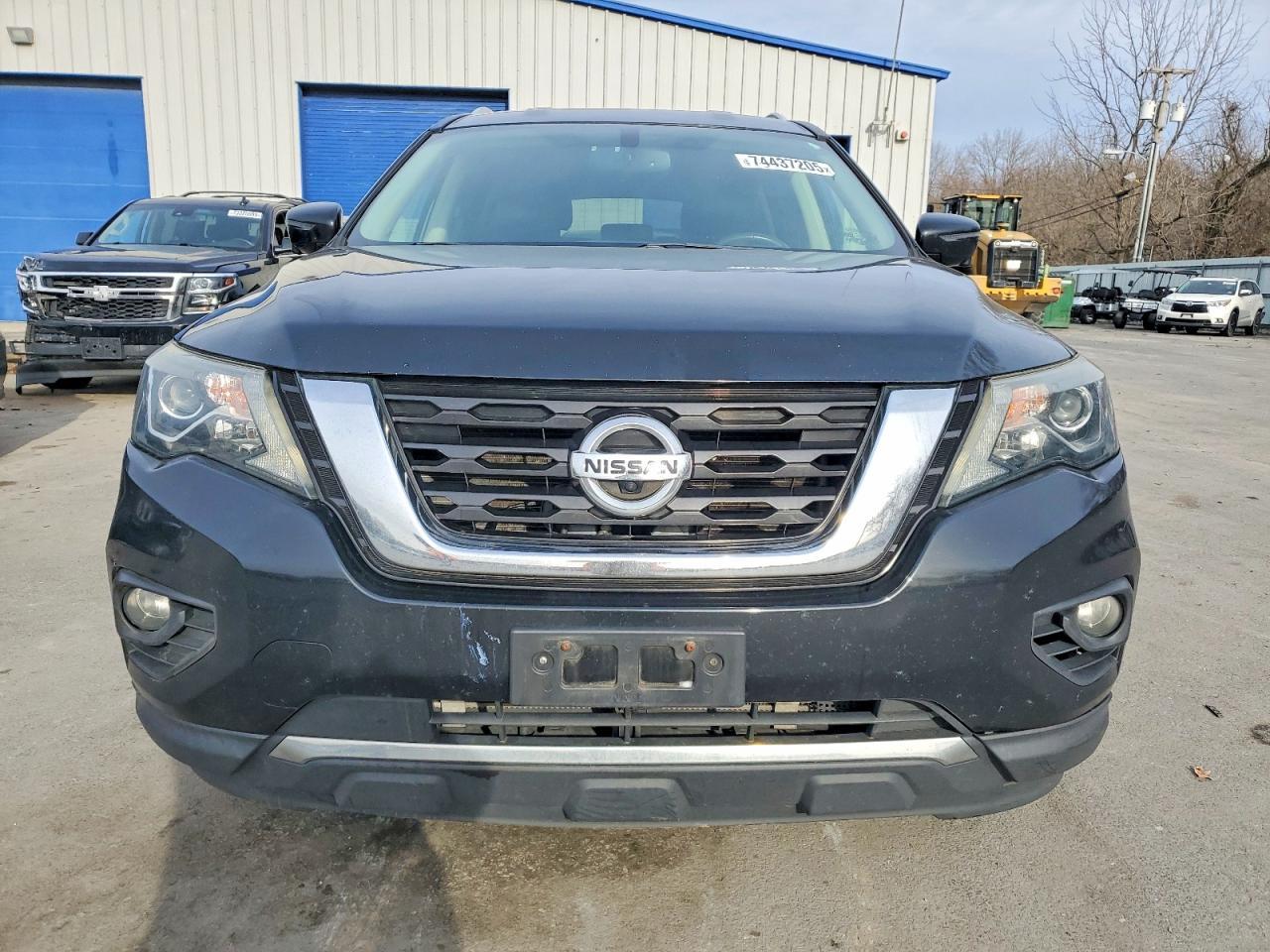 2017 NISSAN PATHFINDER