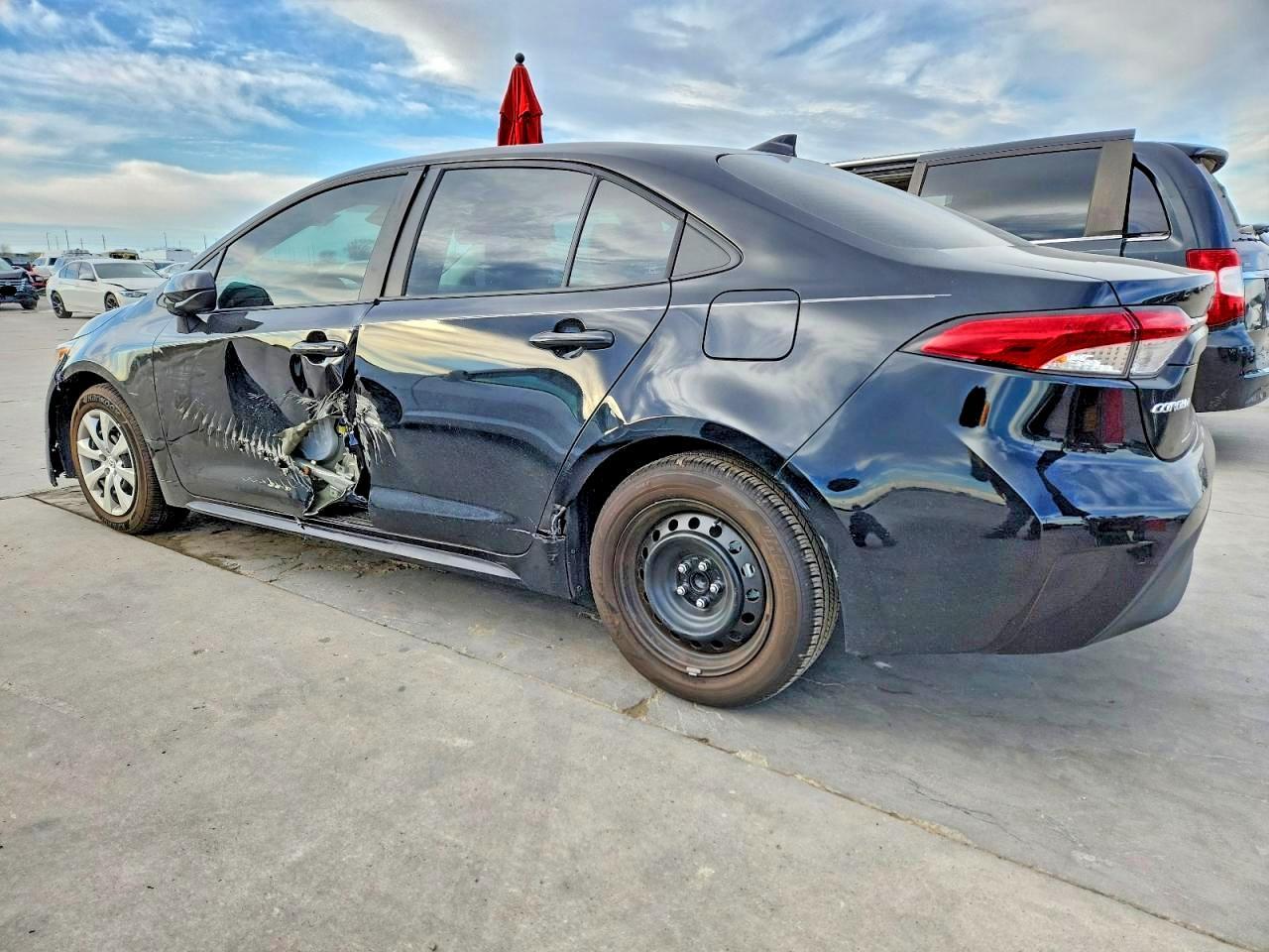 2025 TOYOTA COROLLA