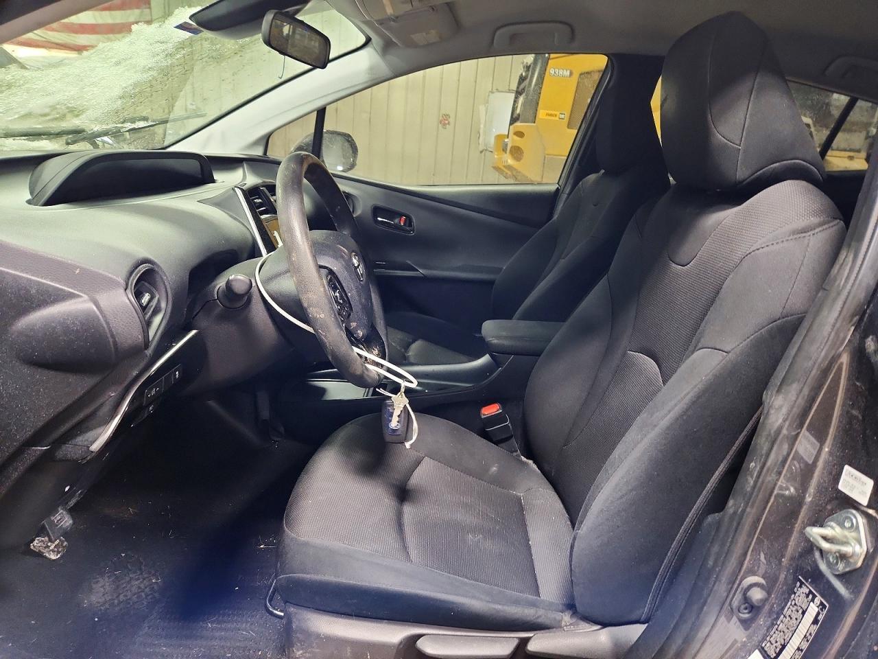 2022 TOYOTA PRIUS