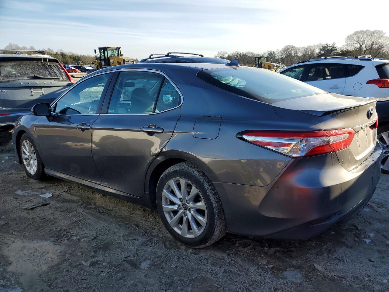 2019 TOYOTA CAMRY