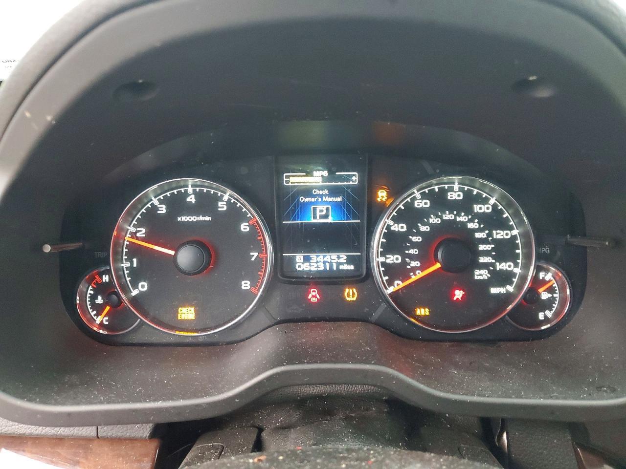 2013 SUBARU Legacy