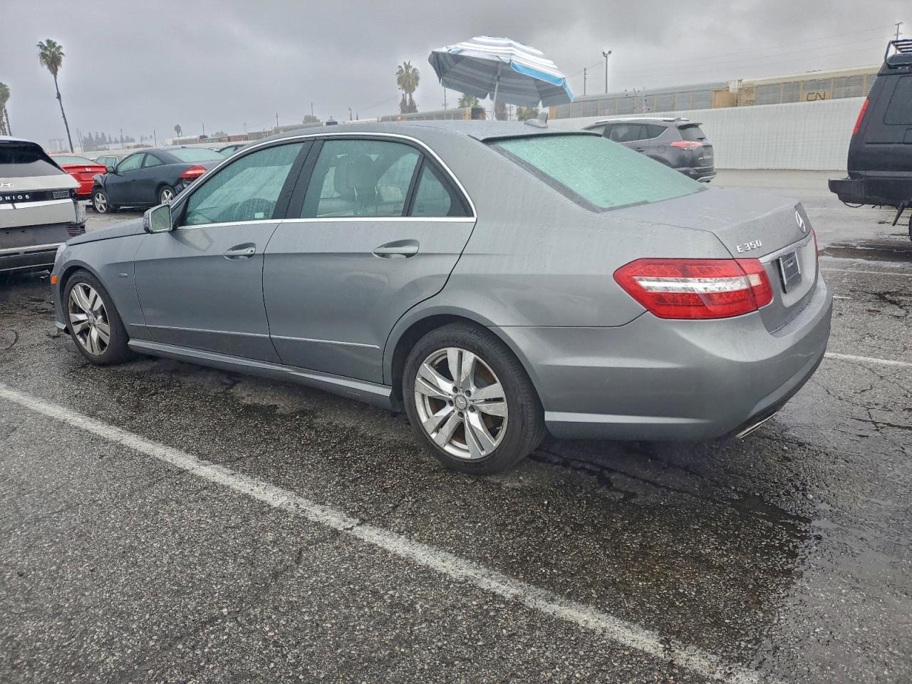2011 MERCEDES-BENZ E-Class