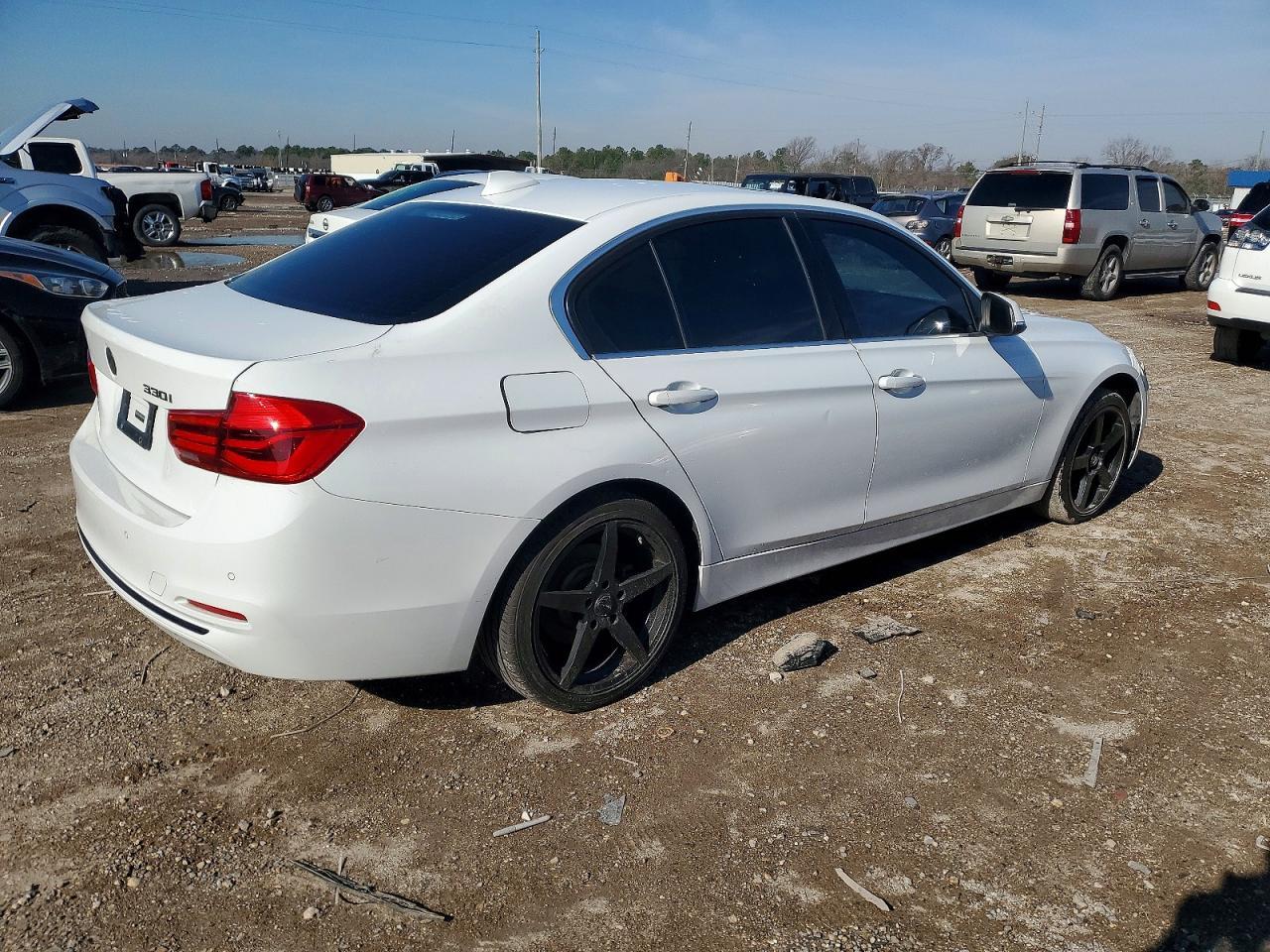 2017 BMW 3 SERIES