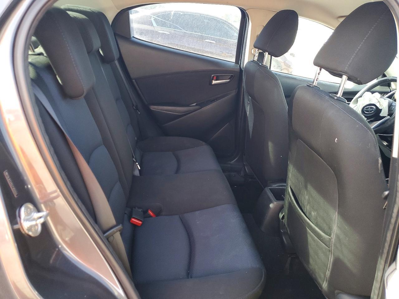 2016 TOYOTA SCION
