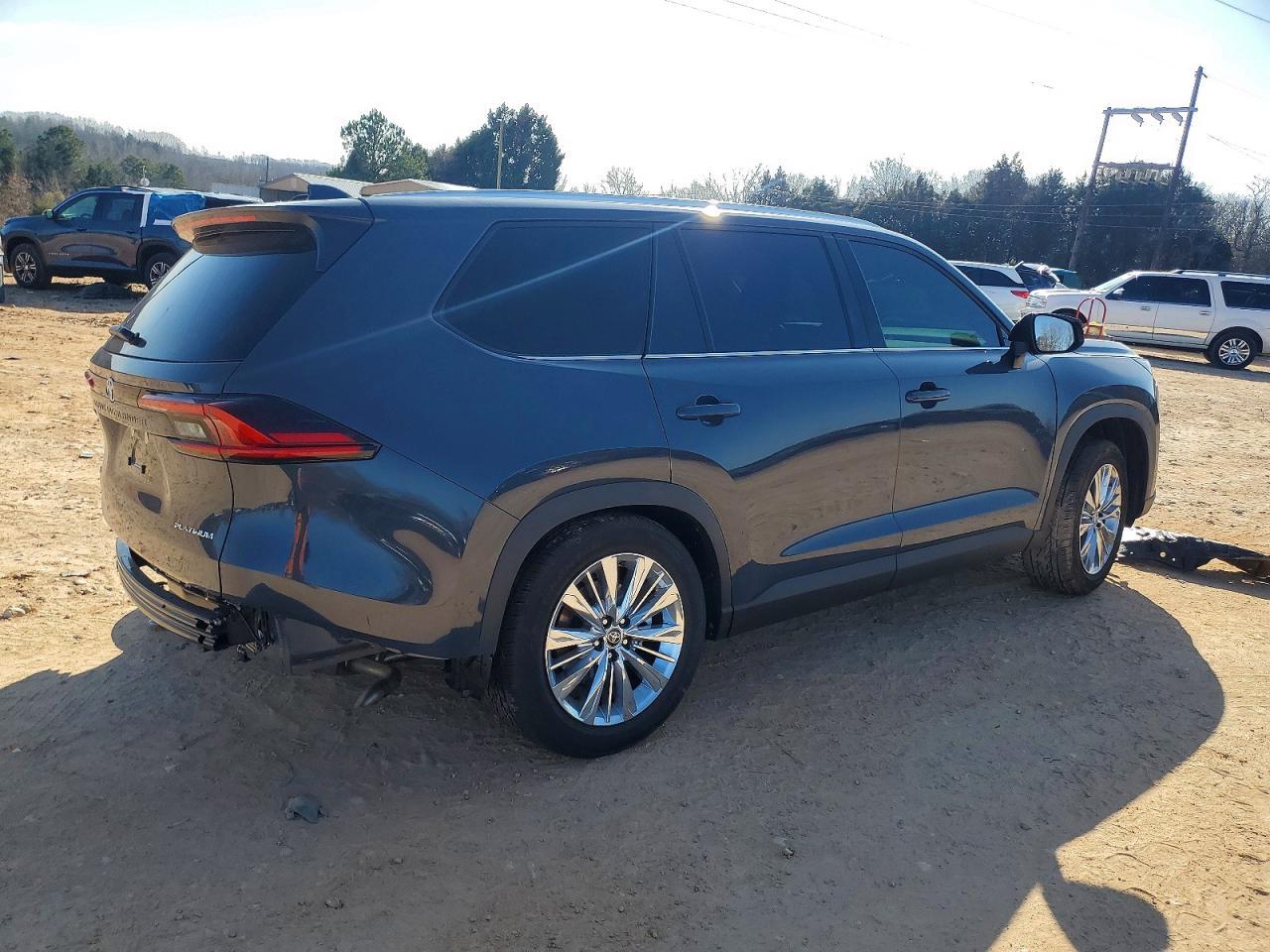 2025 TOYOTA HIGHLANDER