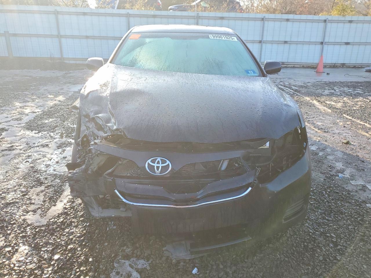 2011 TOYOTA CAMRY