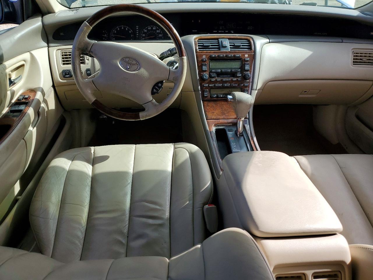 2004 TOYOTA Avalon