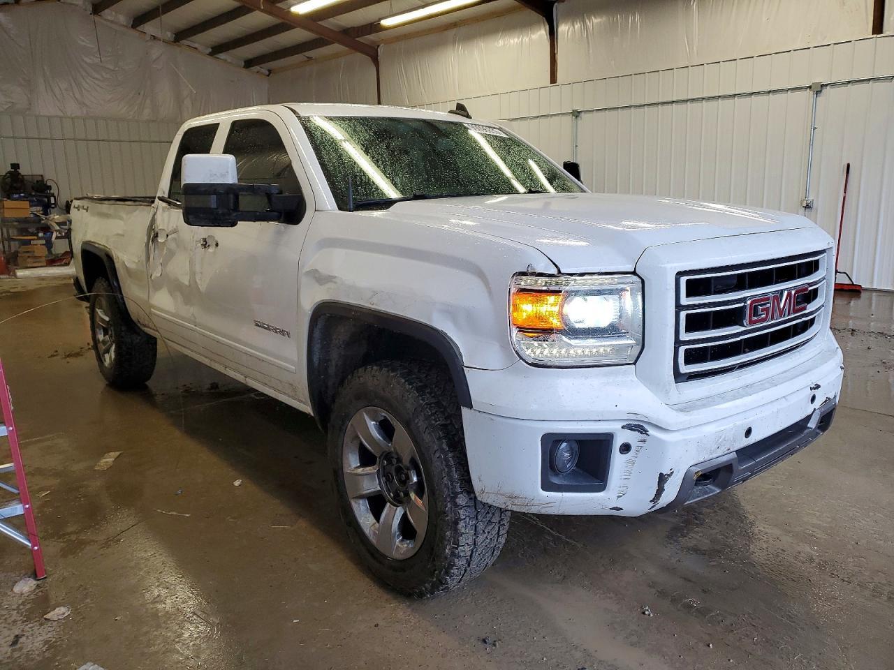 2015 GMC Sierra