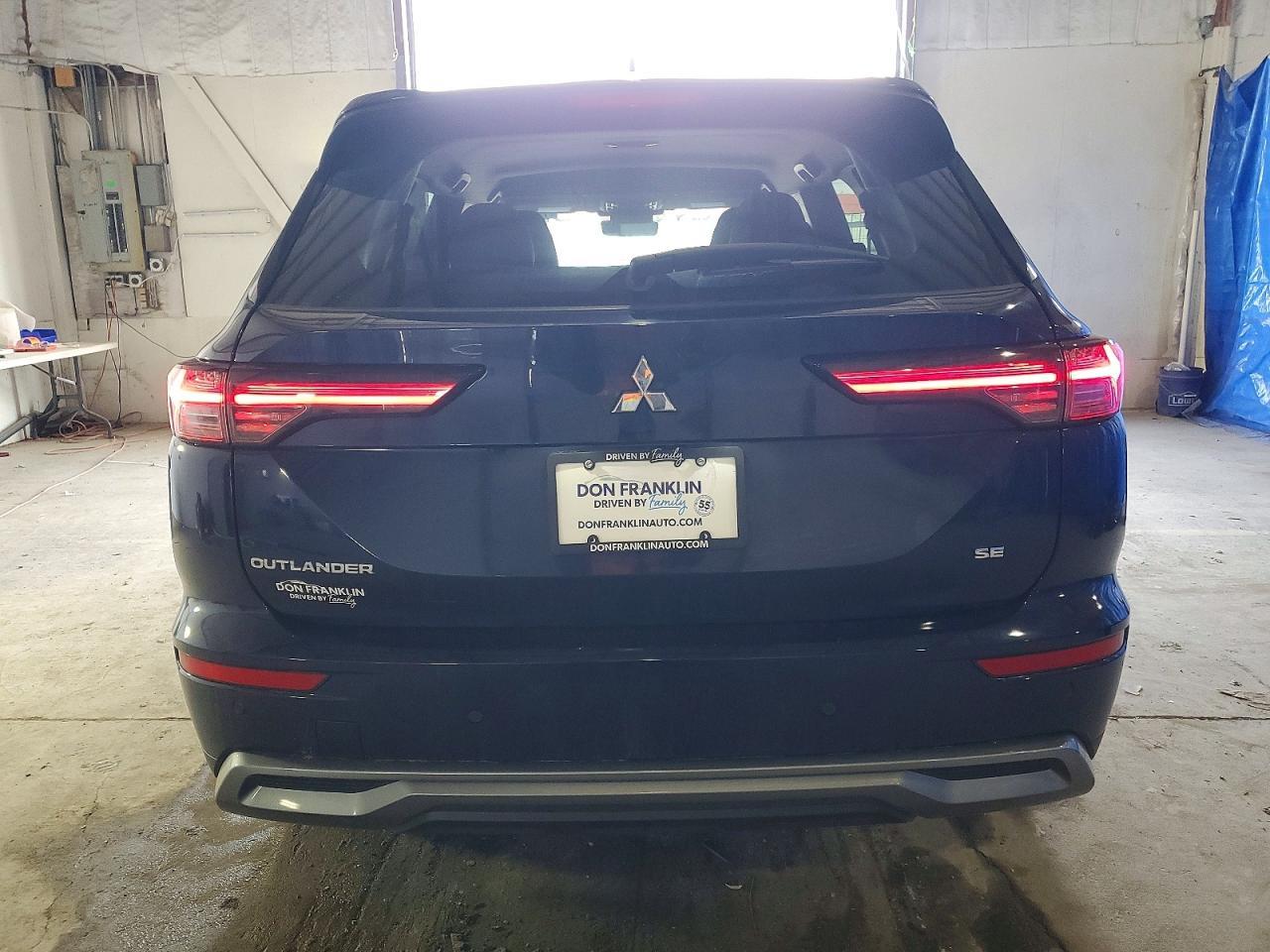 2025 MITSUBISHI outlander