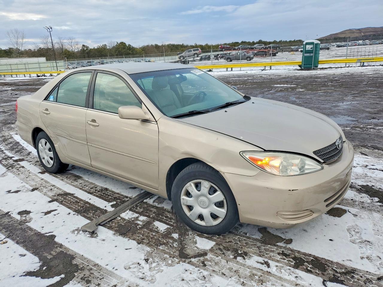 2004 TOYOTA CAMRY