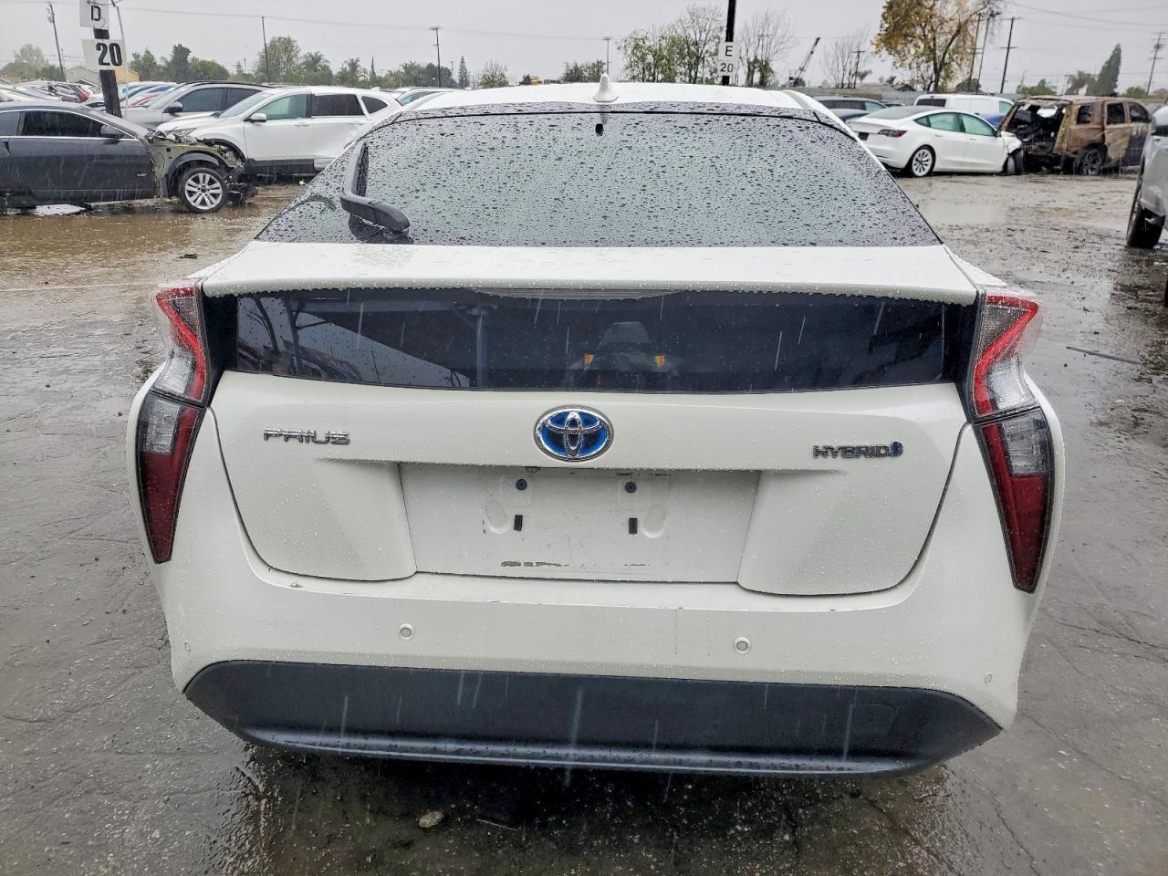 2018 TOYOTA PRIUS