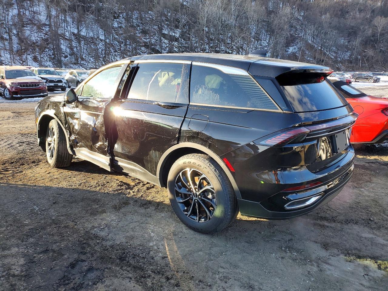 2025 LINCOLN Nautilus