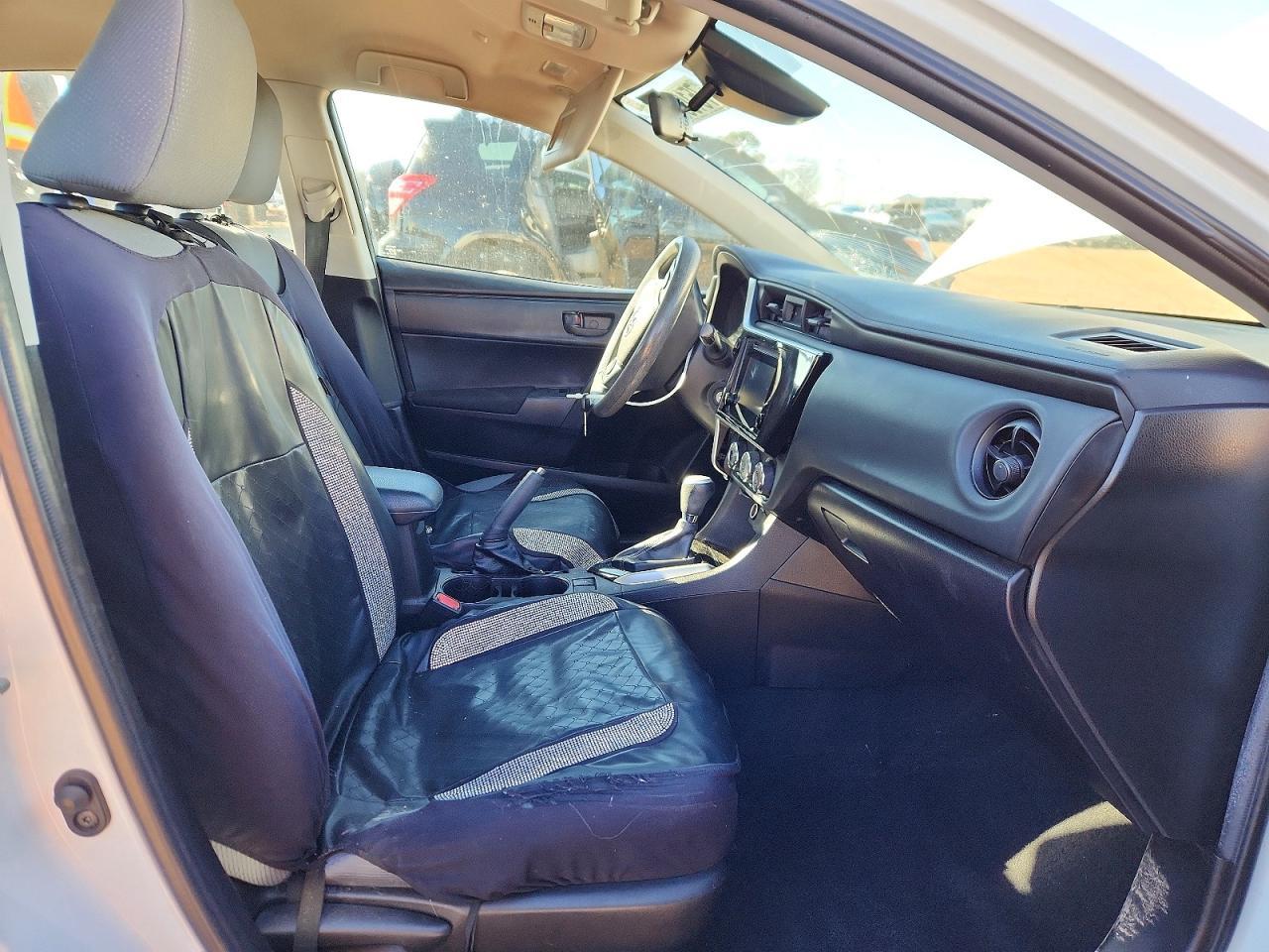 2019 TOYOTA COROLLA