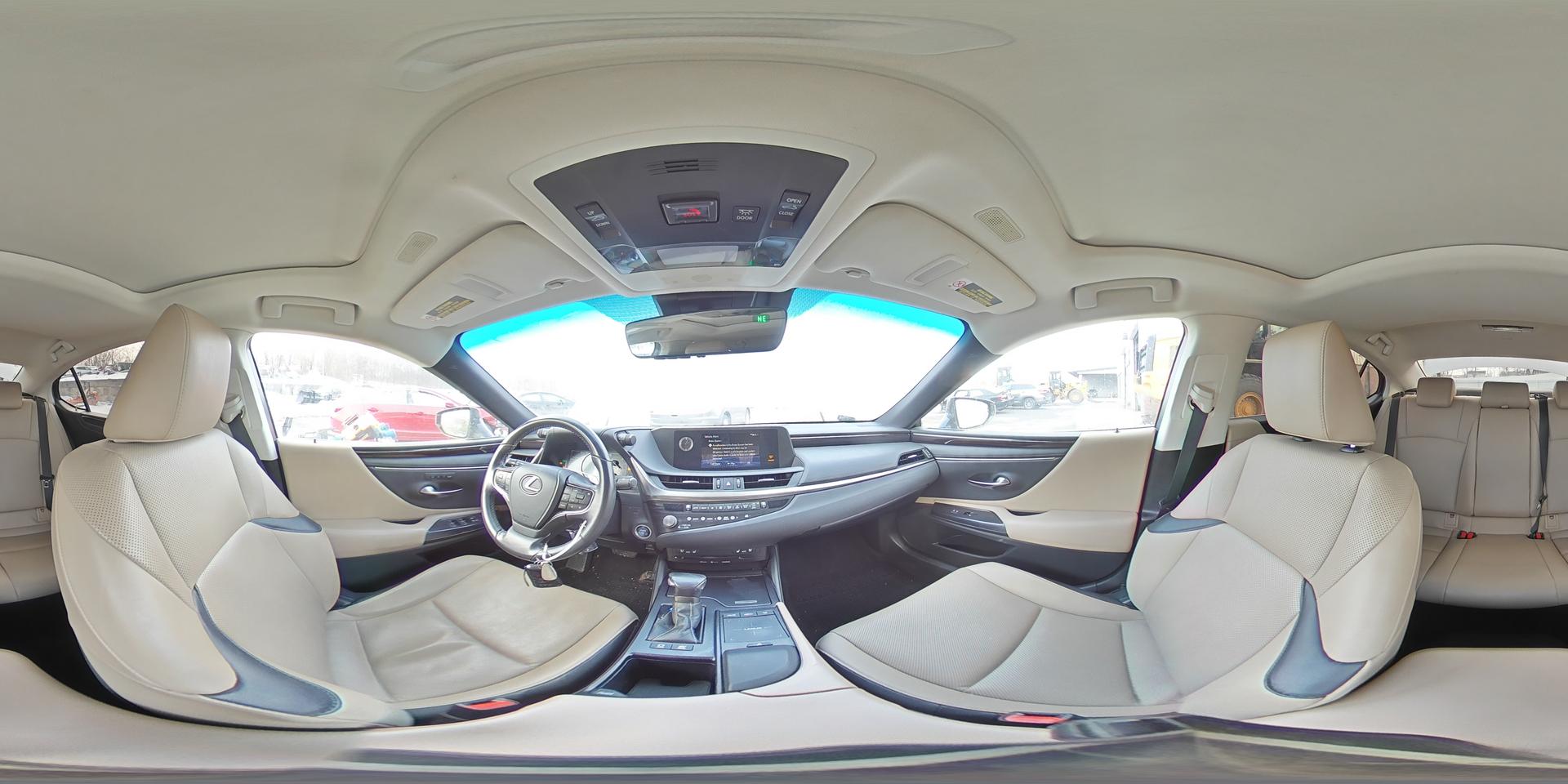 2021 LEXUS ES 300H