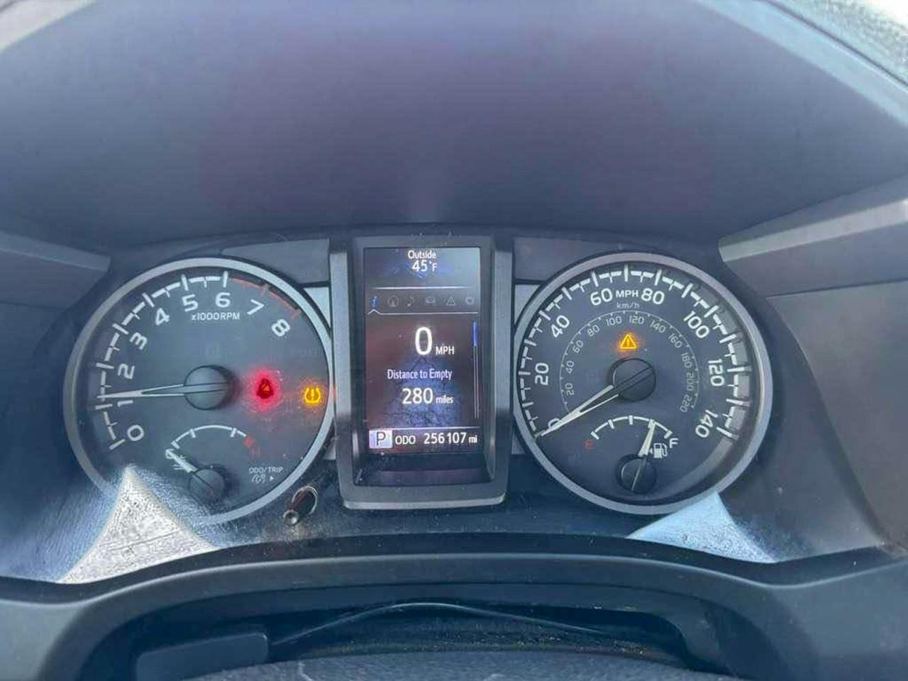 2016 TOYOTA TACOMA