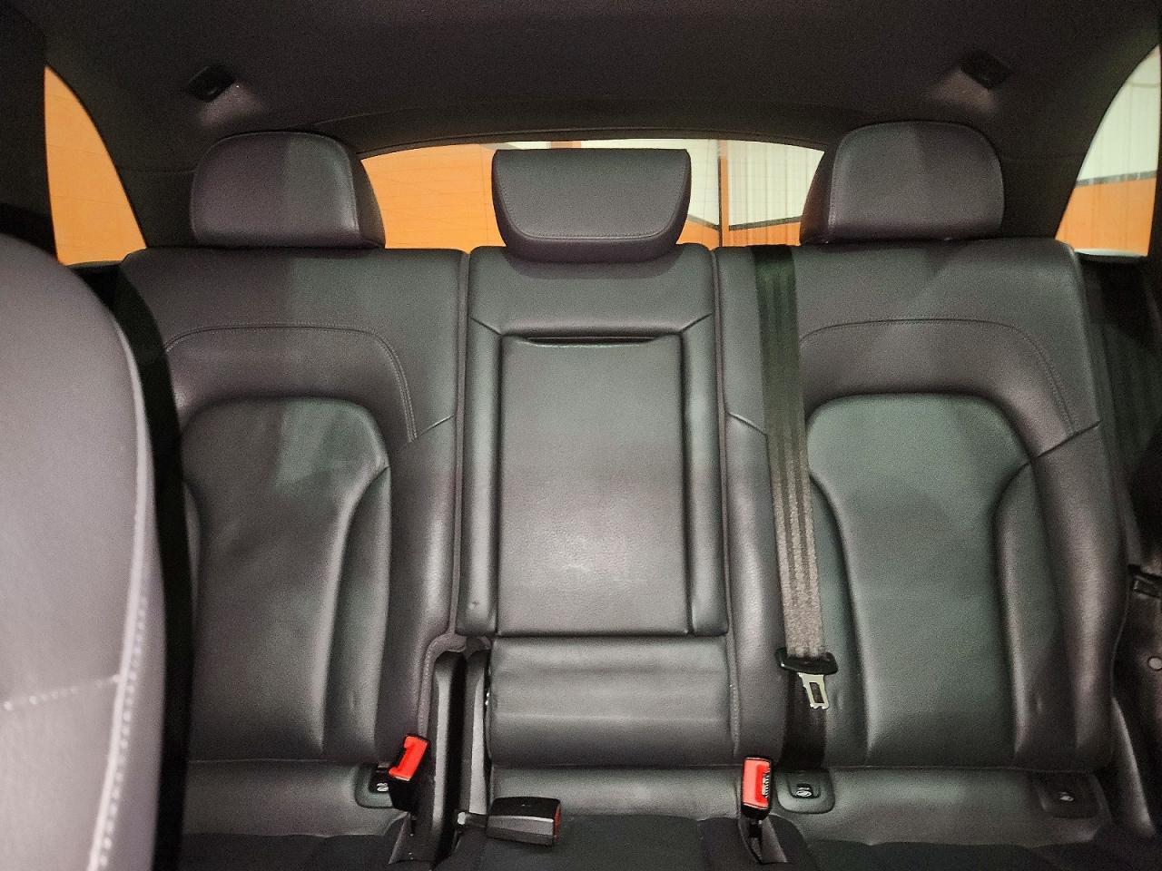 2012 AUDI Q5