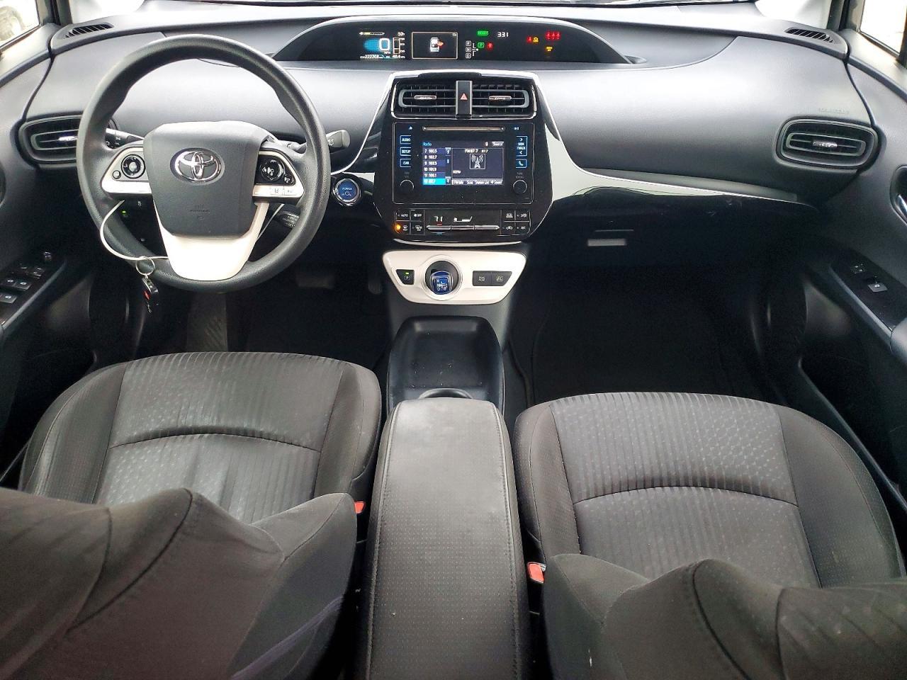 2017 TOYOTA PRIUS