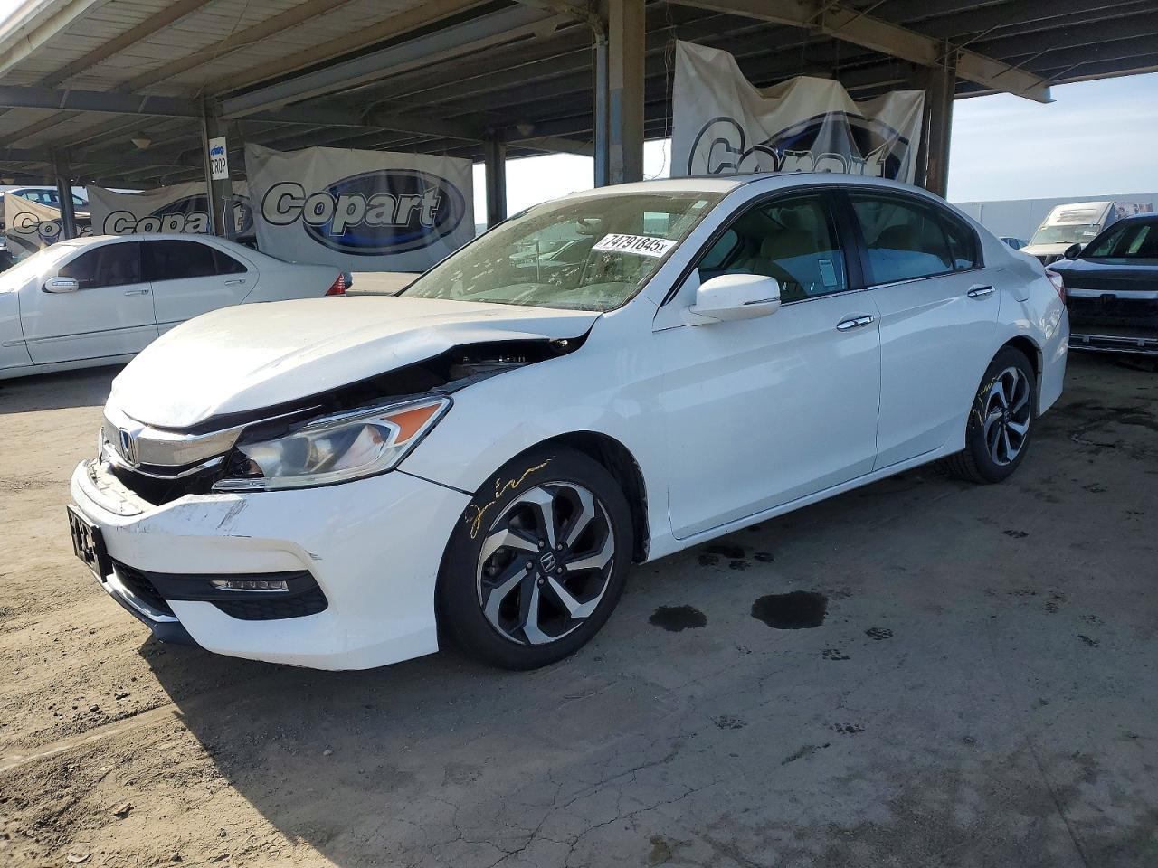 2016 HONDA ACCORD