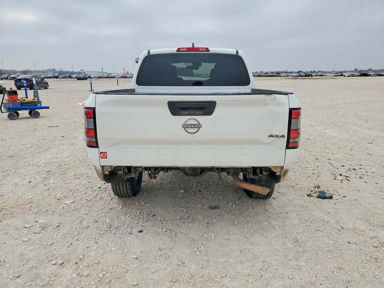 2022 NISSAN Frontier