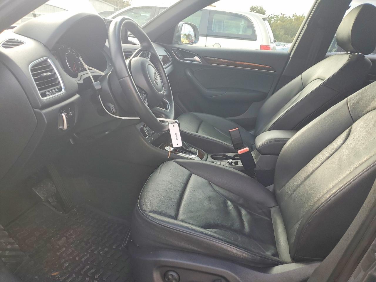 2017 AUDI Q3