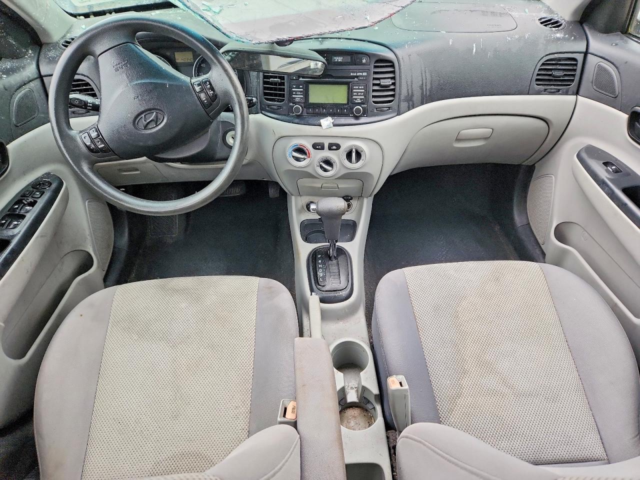 2010 HYUNDAI ACCENT