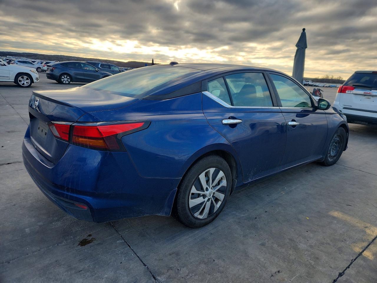 2019 NISSAN ALTIMA
