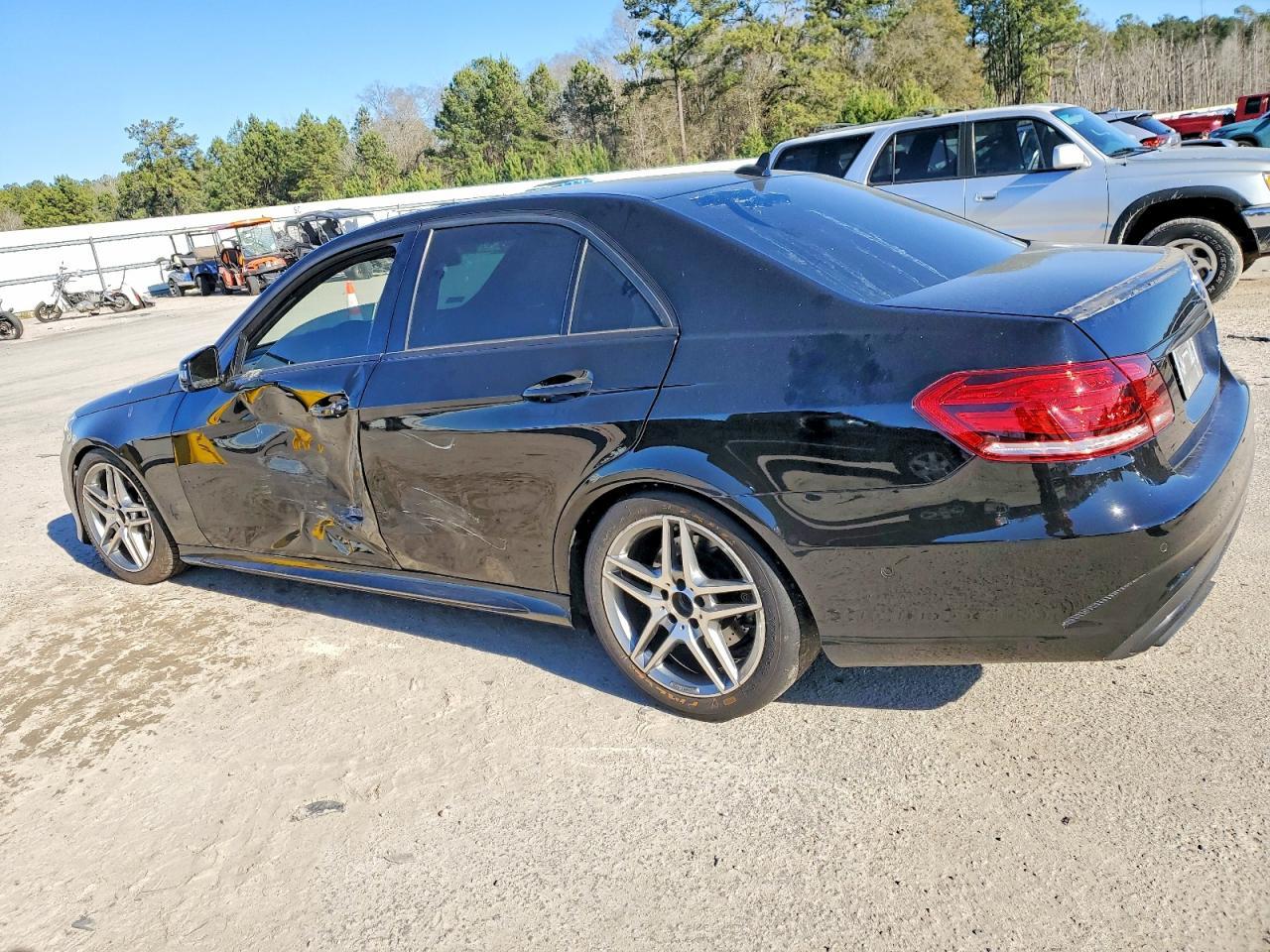 2014 MERCEDES-BENZ E-Class