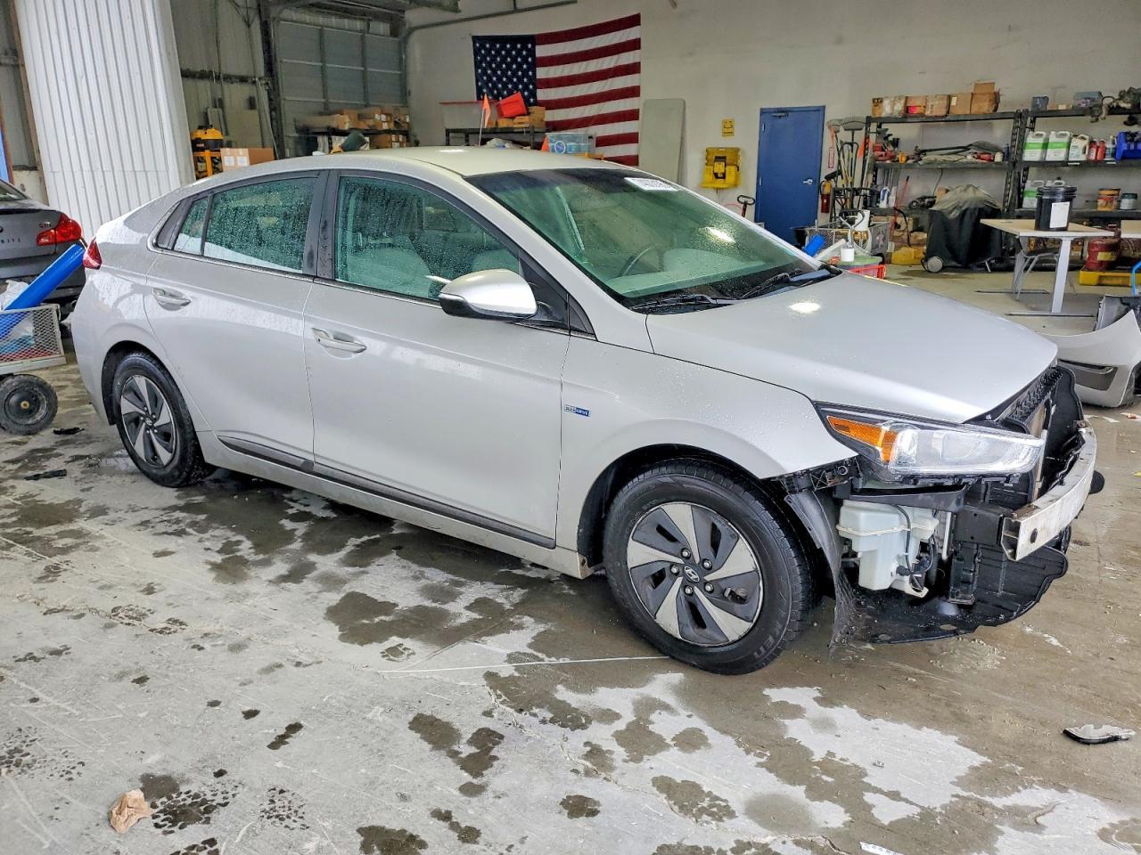 2017 HYUNDAI Ioniq