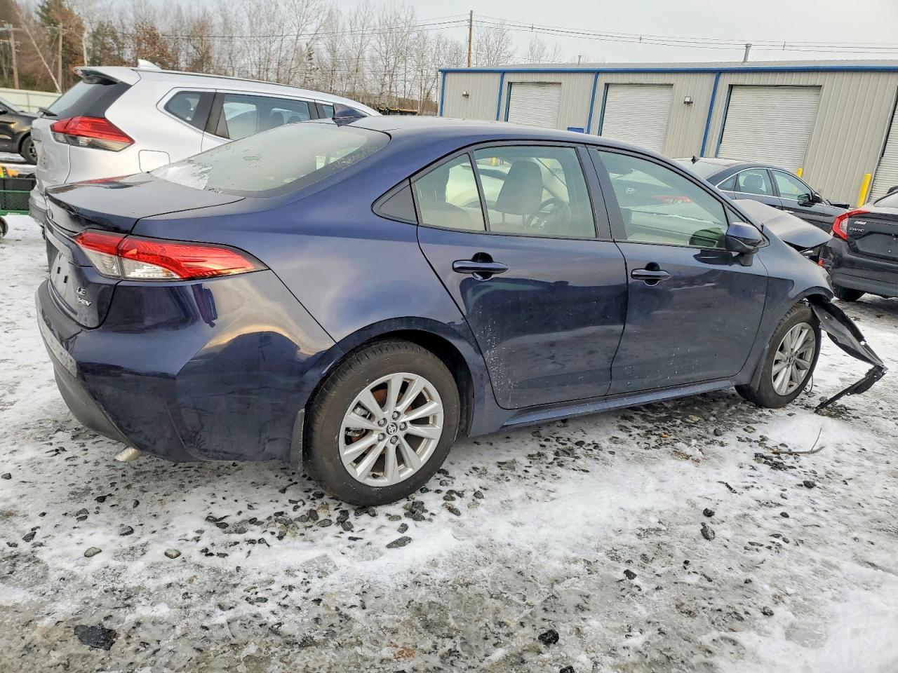 2025 TOYOTA COROLLA