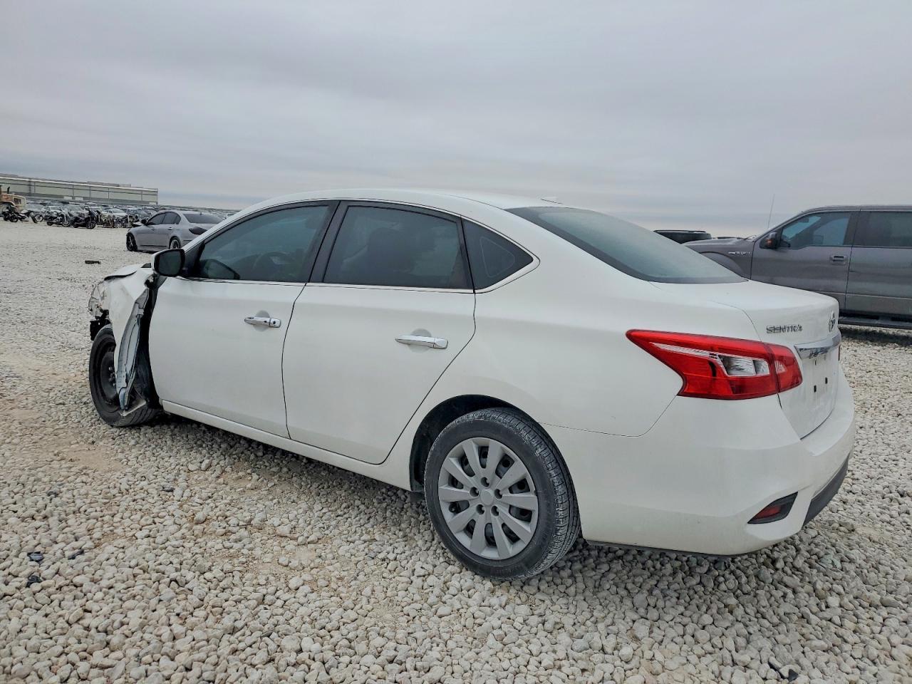 2016 NISSAN SENTRA