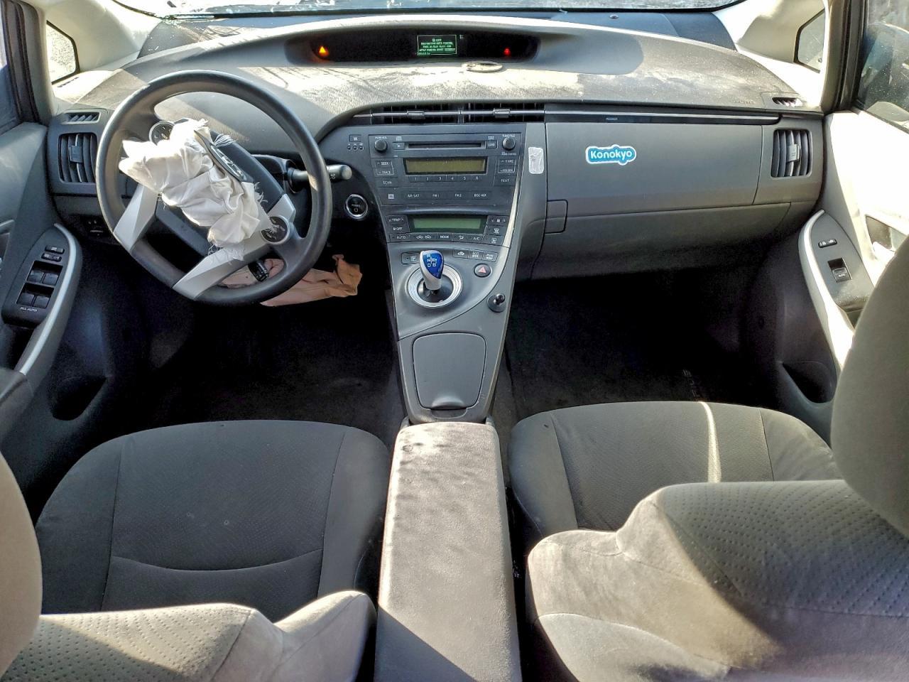 2011 TOYOTA PRIUS