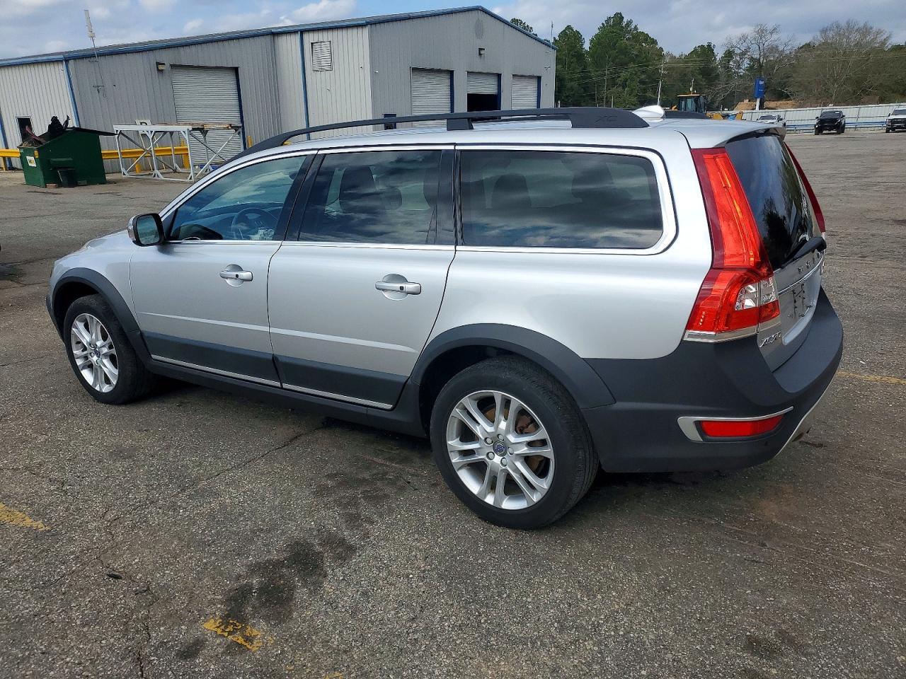 2016 VOLVO XC70