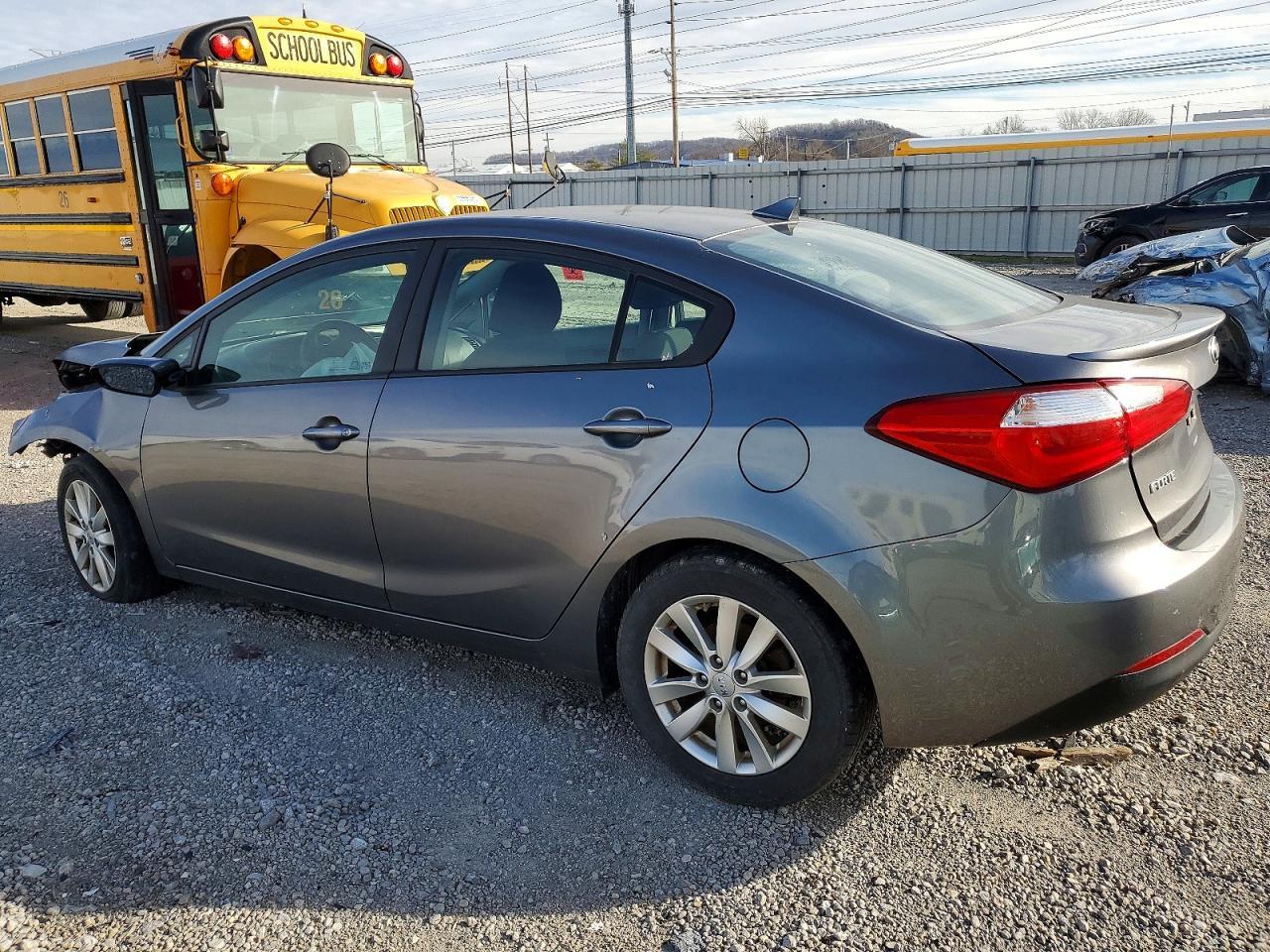 2016 KIA FORTE