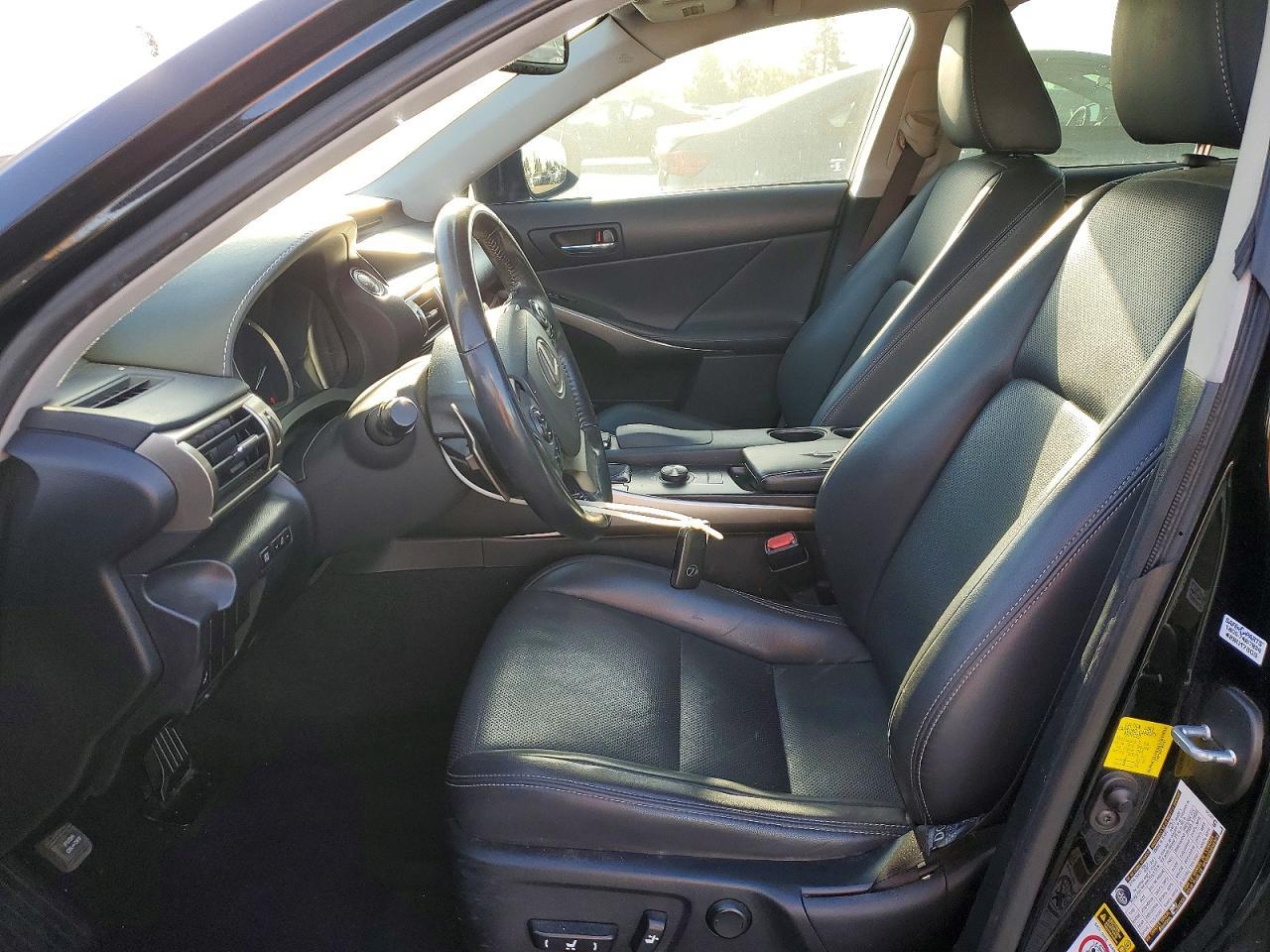 2015 LEXUS IS 250