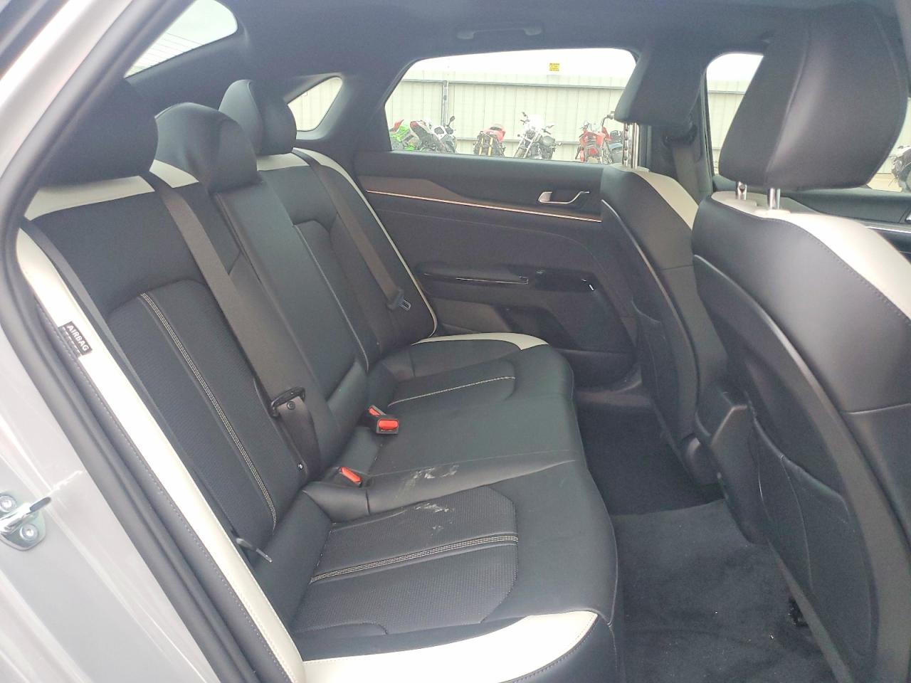 2025 KIA K5