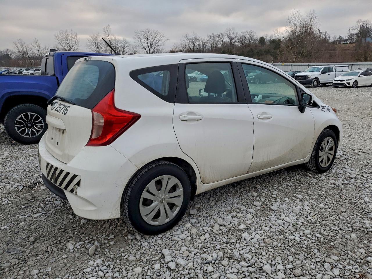 2017 NISSAN Versa Note