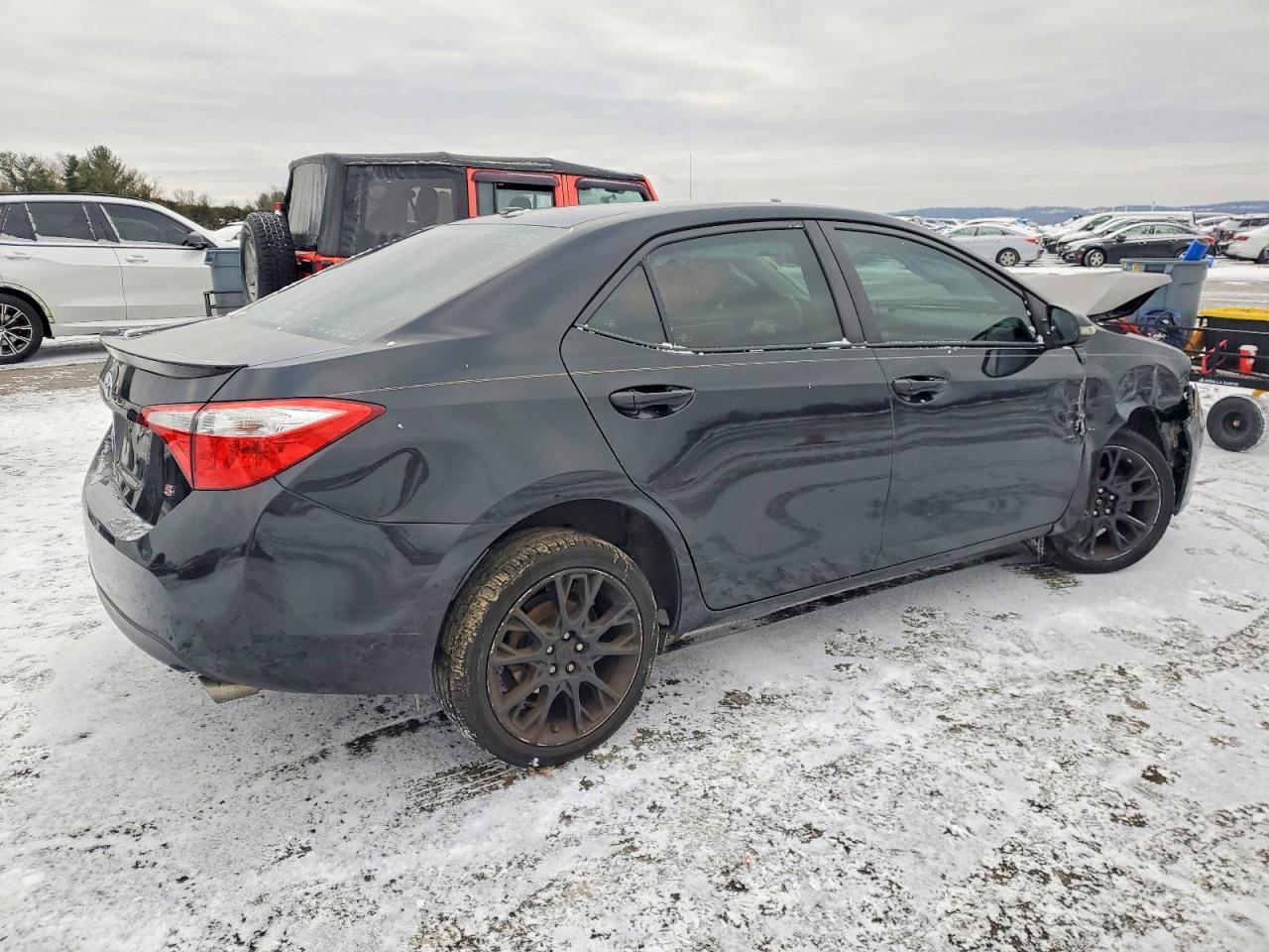 2016 TOYOTA COROLLA